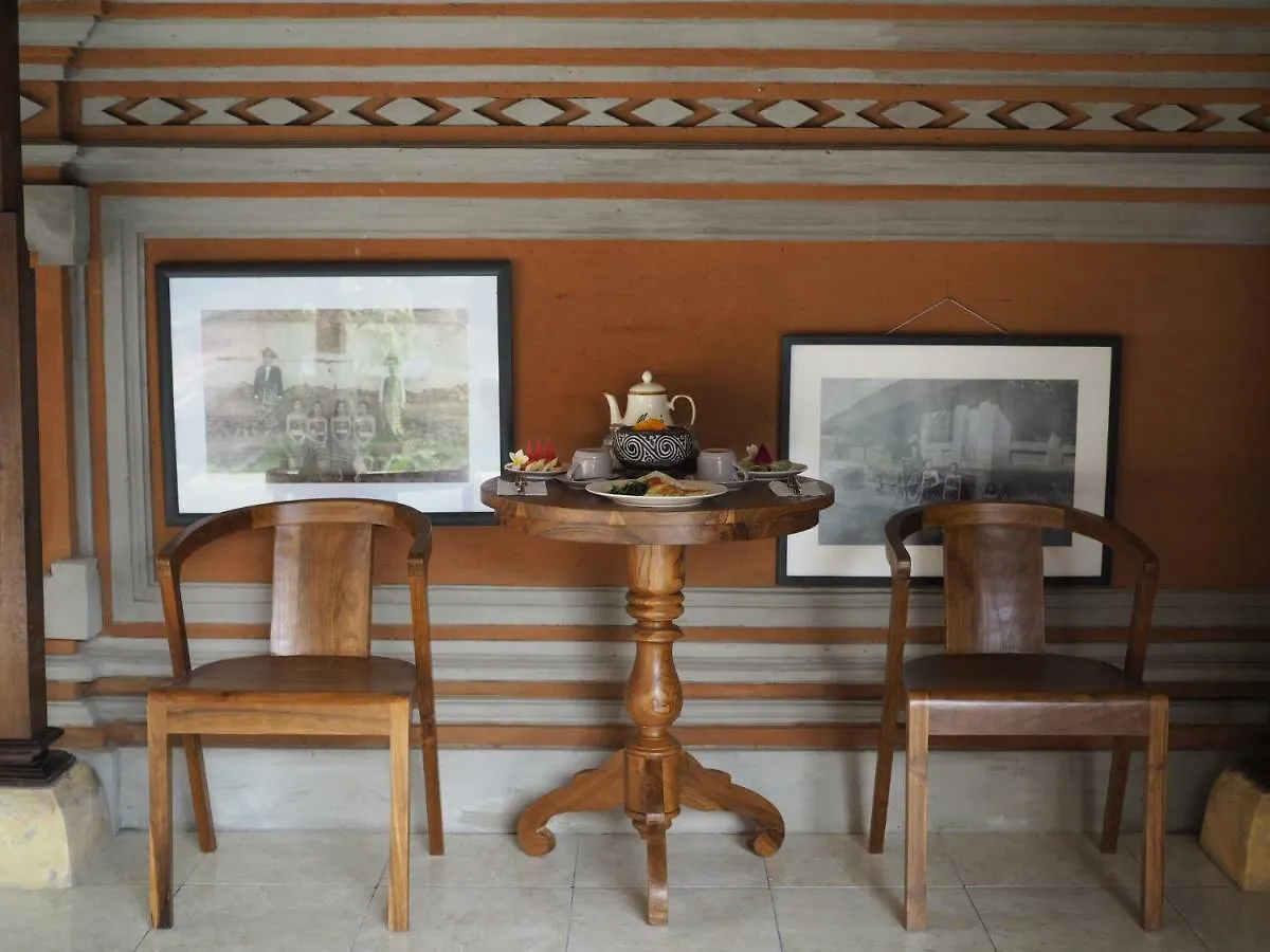 Kampung Sari Homestay Ubud  Ubud (Bali)