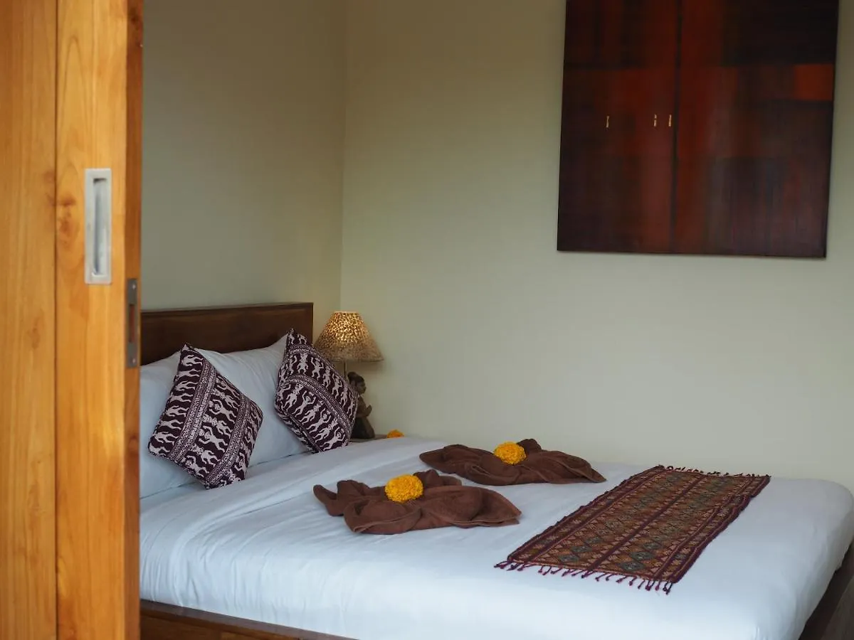 Kampung Sari Homestay Ubud  Ubud (Bali)