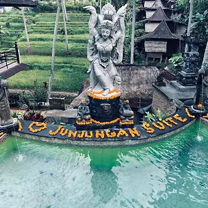 Junjungan *** Ubud